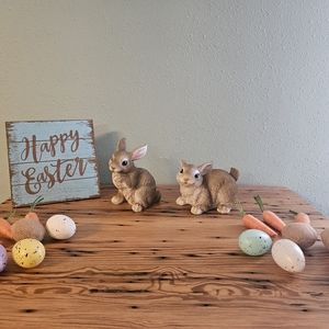 Easter Holiday Bunnies